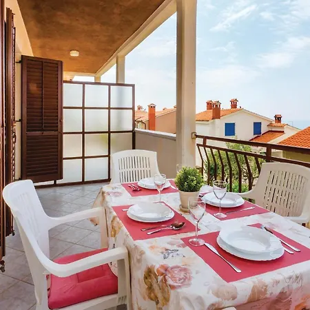 2 Bedroom Beautiful In Lejlighed *